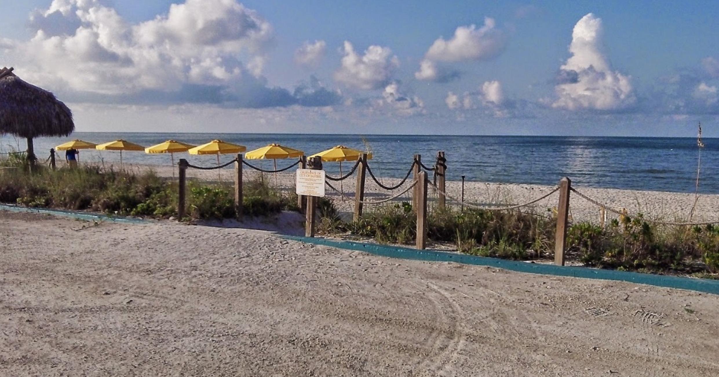 Sunset Beach Inn Sanibel Exterior photo